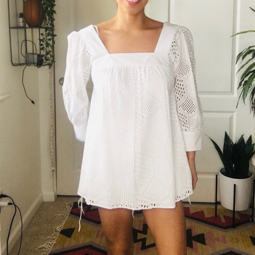 NWT MILLY eyelet top Size 4